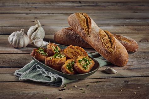 garlic bread with french baguette.